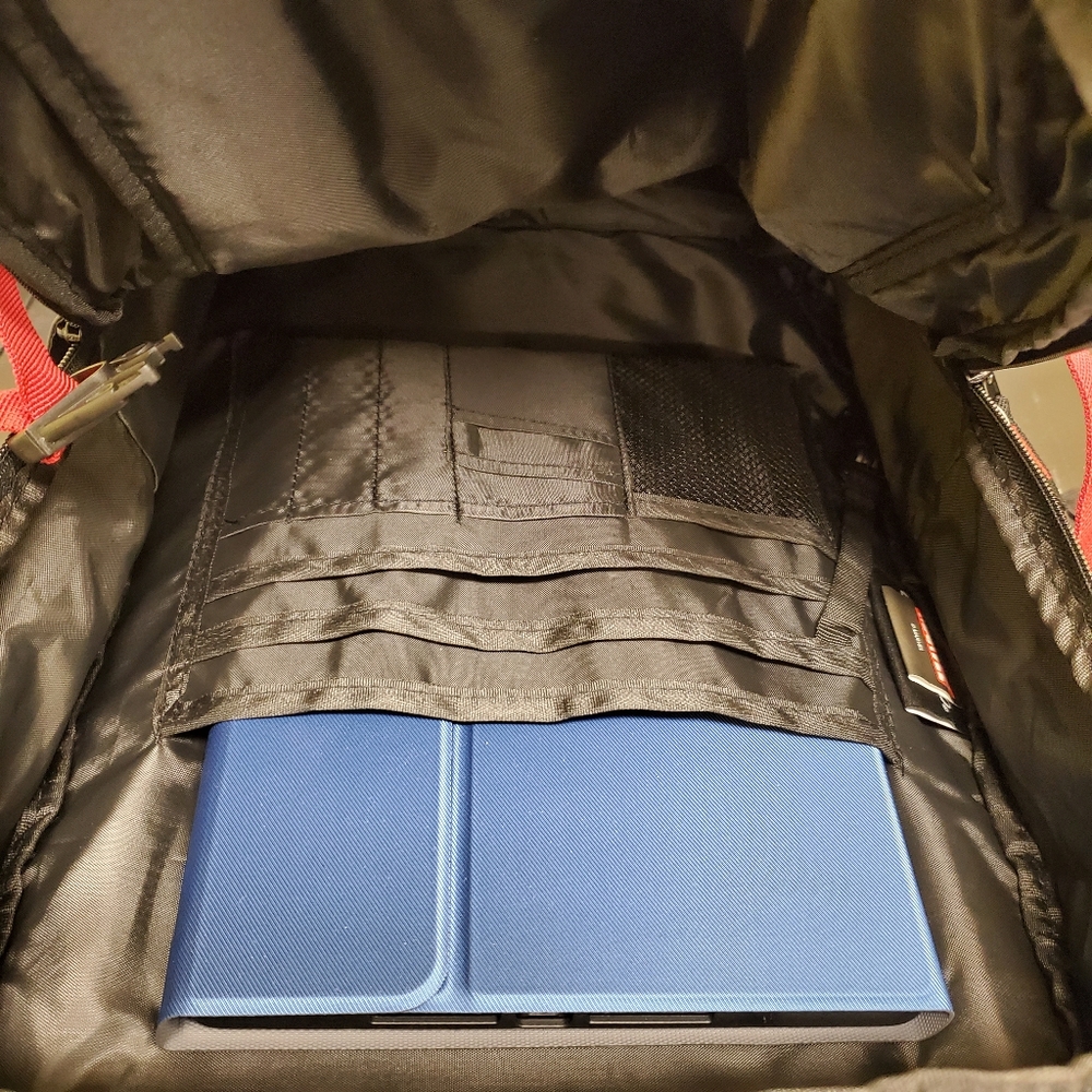 Captain America Laptop Backpack - Picture 8 of 16